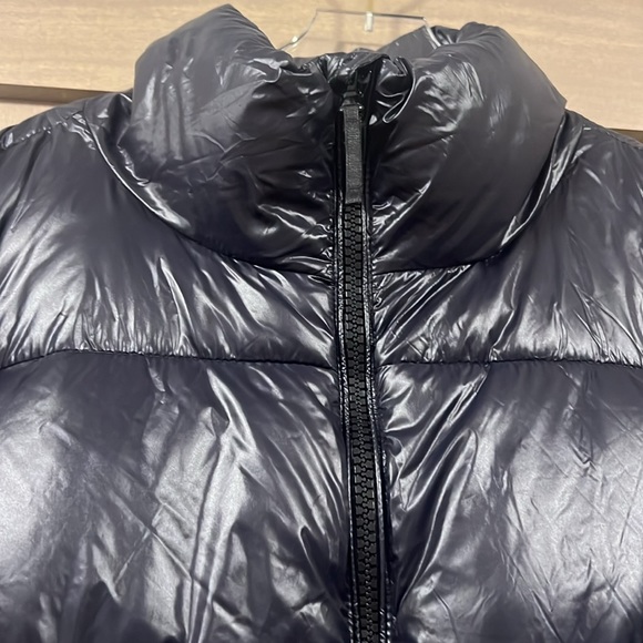 NWOT OLD NAVY Puffer Coat - Picture 3 of 9